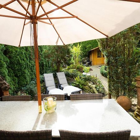 Gartenfewo Bad Wunnenberg Bagian luar foto